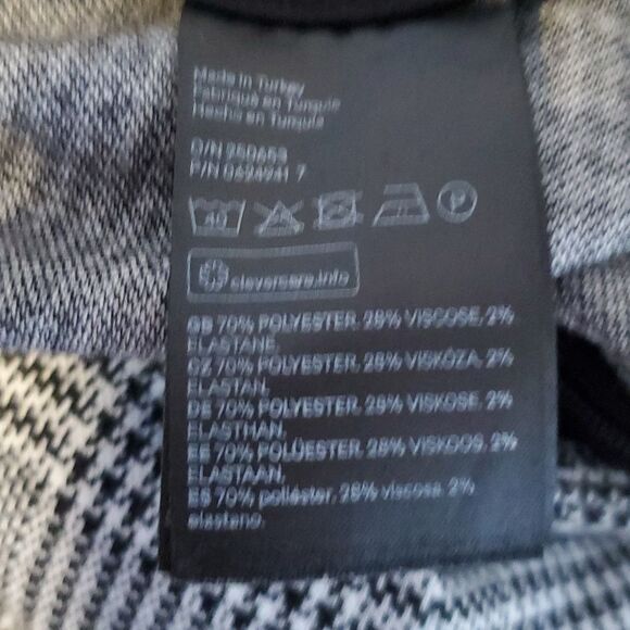 H&M GLEN PLAID KNIT STRAIGHT LEG HIGH RISE PANTS SZ SMALL CROPPED BLACK WHITE - Picture 6 of 7